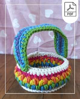 Party-favor-crochet-basket