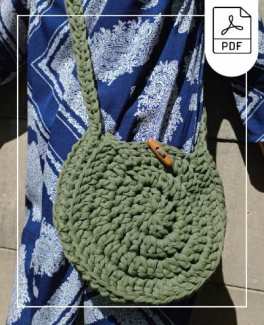 Thirt yarn crochet handbag pattern