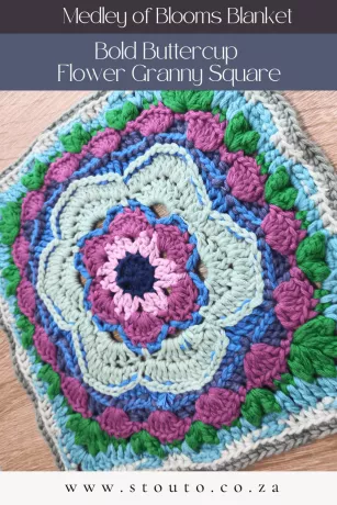 Textured Floral Granny Square Pattern (Large & Bold)