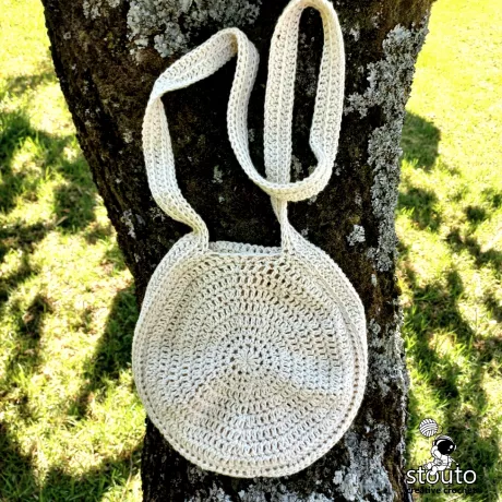 Easy to adjust crochet straps