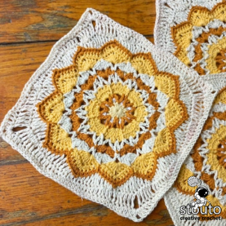 Detailed flower crochet afghan square