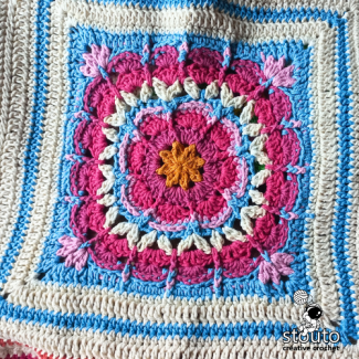 Boxed Flower Squares Crochet Blanket : Square Four (Free Pattern)