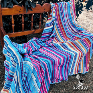 Temperature blanket crochet pattern with 365 rows of mixed stitches