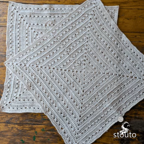 Round-by-round growth of extra large afghan square 