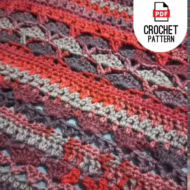 Women’s crochet poncho pattern keeps construction simple