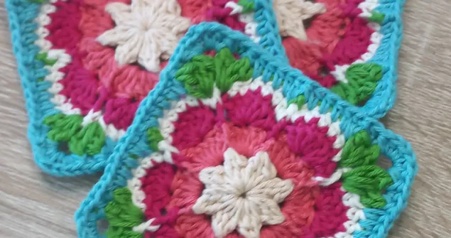 Easy-African-Daisy-Crochet-Flower-Stouto-Crochet